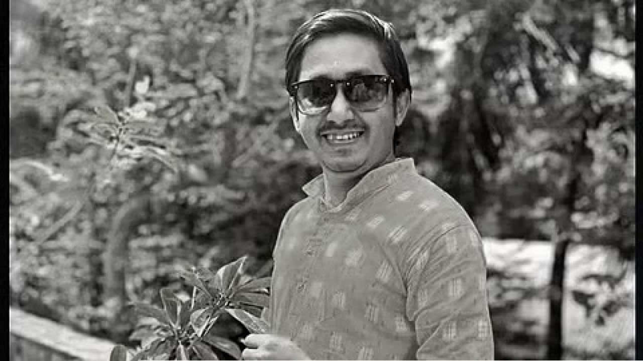 মাত্র ৩৩ বছর বয়সে প্রয়াত অভিনেতা প্রণব চট্টোপাধ্যায়, কাজের অভাব ও মানসিক চাপ নিয়ে উঠছে প্রশ্ন