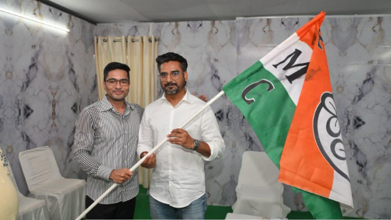 রাহুলের সভার পরেই মুর্শিদাবাদে বড় ধাক্কা! হাত ছেড়ে ঘাসফুল শিবিরে প্রদেশ কংগ্রেস সম্পাদক আসিফ ইকবাল