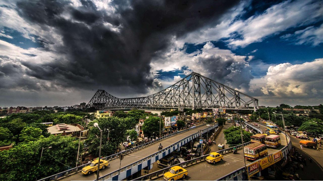 গরমে নাজেহাল কলকাতা, বিকেলে কালবৈশাখীর সম্ভাবনা !