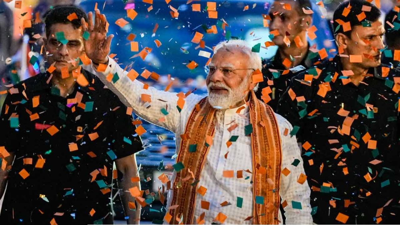 ফলে গেল মোদীর ভবিষ্যদ্বাণী, ৯ জেলায় একটিও আসন পেল না জোড়াফুল শিবির!