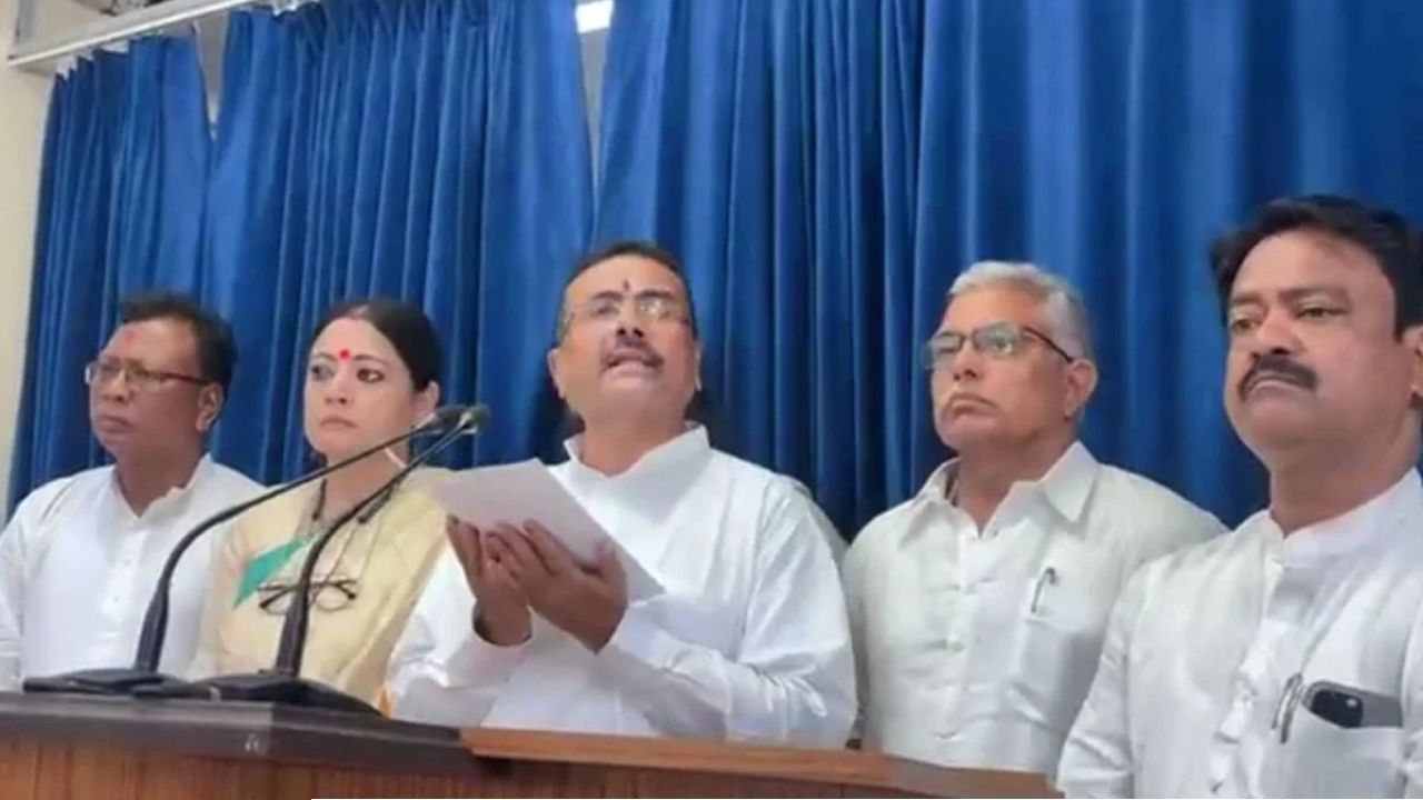 ডিএ থেকে পে কমিশন, আগামী সোমবার ফের মন্ত্রিসভার বৈঠকে বড় ধামাকা দেবেন মুখ্যমন্ত্রী শুভেন্দু!