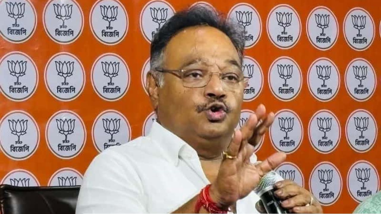 &lsquo;ভয় ভুলে বাংলায় বিনিয়োগ করুন&rsquo;, শিল্পপতিদের বড় বার্তা শমীকের! রাজ্যে কি এবার আসতে চলেছে নতুন জমি নীতি?