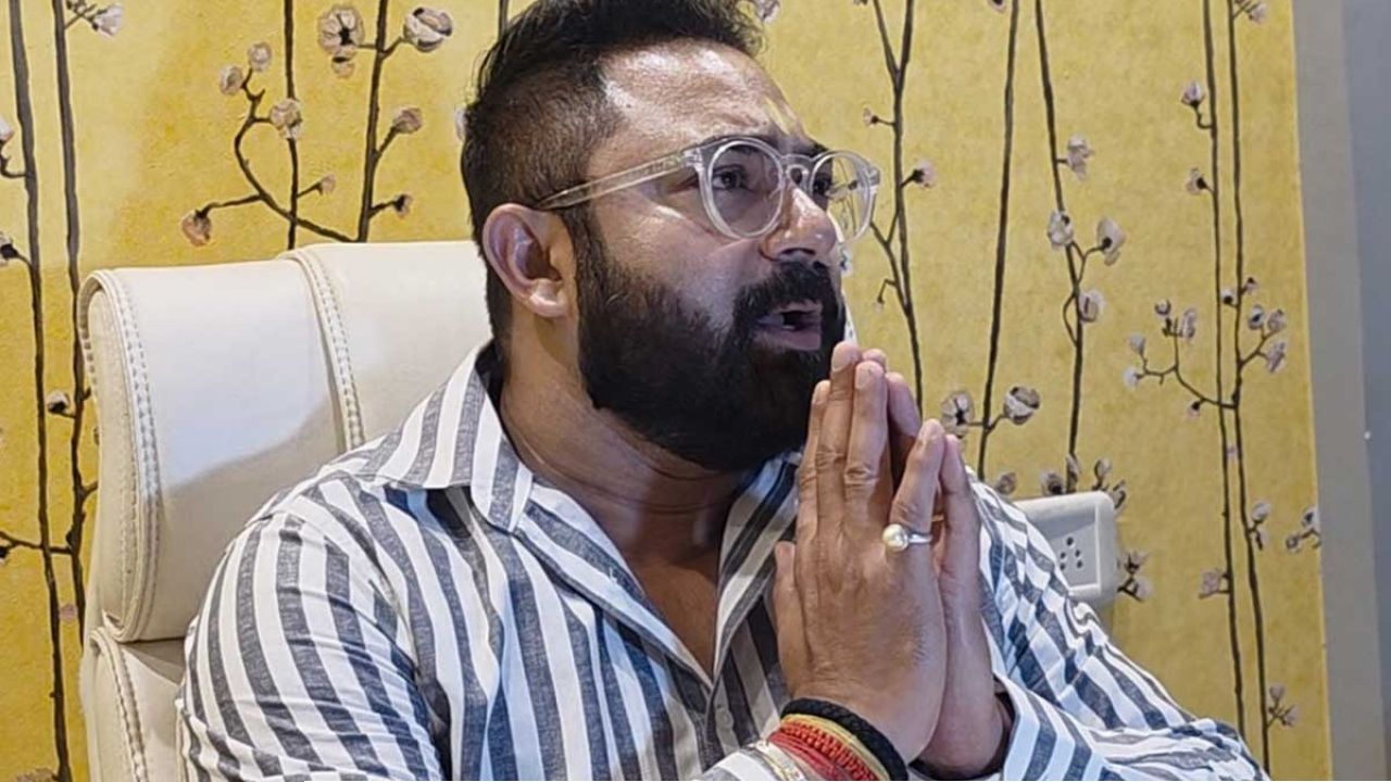 ‘তির-ধনুক চলবে, খেলা হবে’! অভিনেতা সোহমকে প্রাণনাশের হুমকি প্রযোজকের