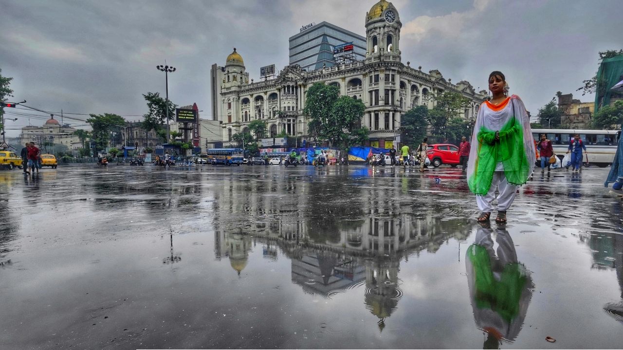 উত্তরে ডানা মেলছে বর্ষা, দক্ষিণে চাতকের হাহাকার! তীব্র গরমে কালবৈশাখীর মরণকামড় আছড়ে পড়বে এই ৪ জেলায়