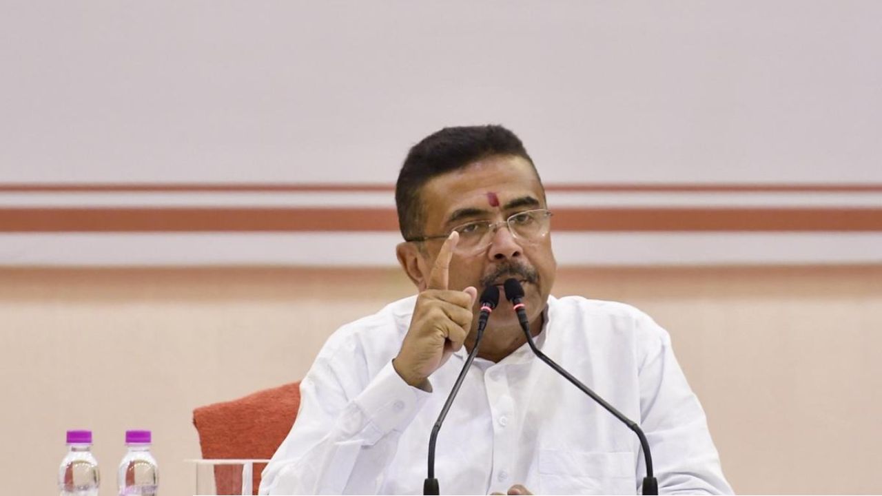 গুজবে কান দেবেন না! অন্নপূর্ণা যোজনার ফর্ম পূরণে বাড়ি-বাড়ি যাবেন সরকারি প্রতিনিধি: আশ্বস্ত করলেন শুভেন্দু