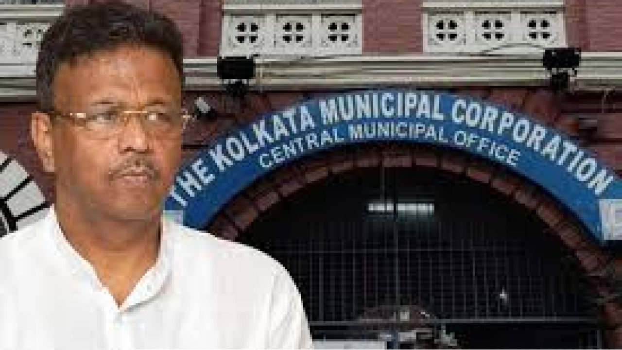 ‘দিদি’র সঙ্গে দূরত্ব, শুভেন্দুর সঙ্গে চা-চক্র! জল্পনা সত্যি করে কলকাতার মেয়র পদ থেকে ইস্তফা ফিরহাদের, টালমাটাল ‘ছোট লালবাড়ি’