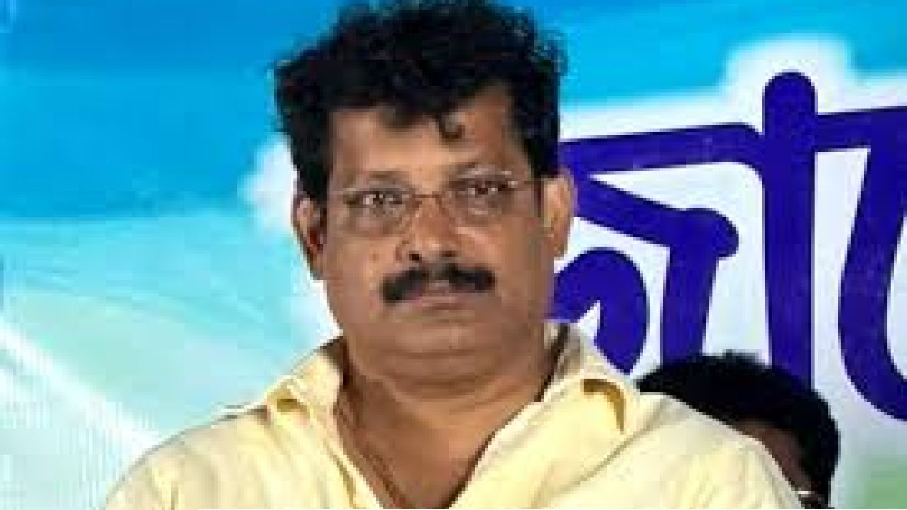 জোড়া এফআইআর-এর চাপ, ওড়িশা সীমান্তে আটক গাড়ি! কোটি কোটি টাকার হকার-কেলেঙ্কারিতে এবার &lsquo;ফেরার&rsquo; কাউন্সিলর সুশান্ত