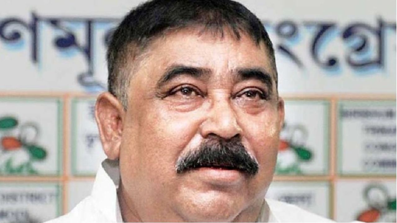 ‘সম্মান না পেলে আর তৃণমূলে নয়!’ আইপ্যাককে কাঠগড়ায় তুলে বিস্ফোরক অনুব্রত, এবার কি তবে ভাঙন বীরভূমেও?
