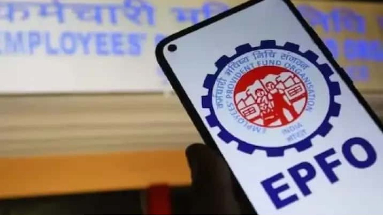 আর ক্লেইম করতে হবে না! এবার এটিএম বা ইউপিআই স্ক্যান করেই উঠে আসবে পিএফের টাকা, রইল বিরাট লিমিট