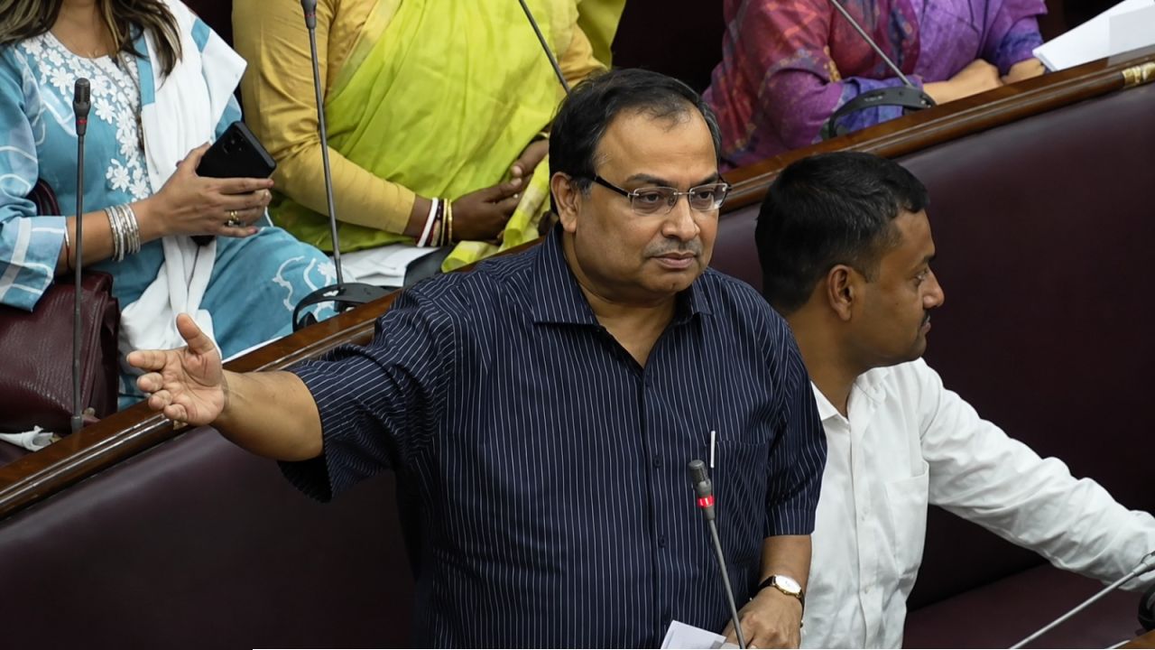  হইচইয়ের মাঝে প্রথম বক্তৃতা ঘিরে উত্তেজনা, বিরোধীদের কটাক্ষে আত্মবিশ্বাসী কুণাল
