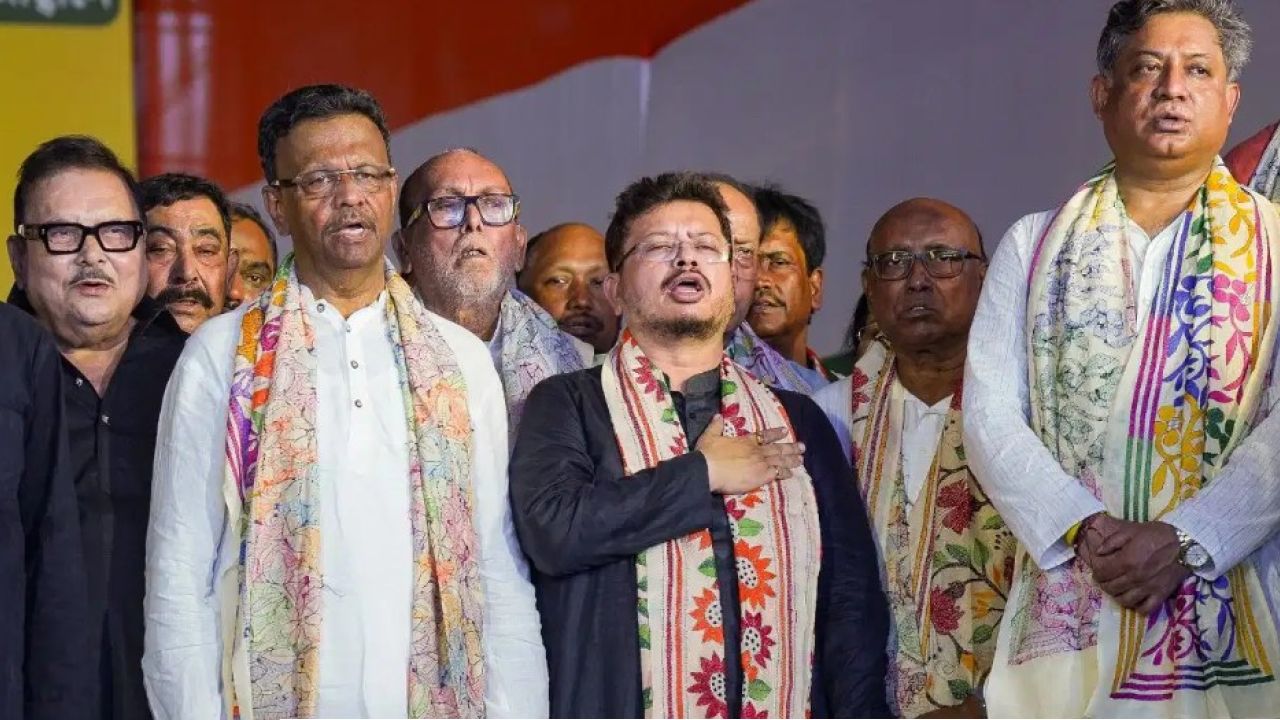 তৃণমূল ভবনে নতুন সমীকরণ! বিধায়কদের ডিউটির রস্টার তৈরি, মেট্রোপলিটনে এখন কাদের রাজত্ব?