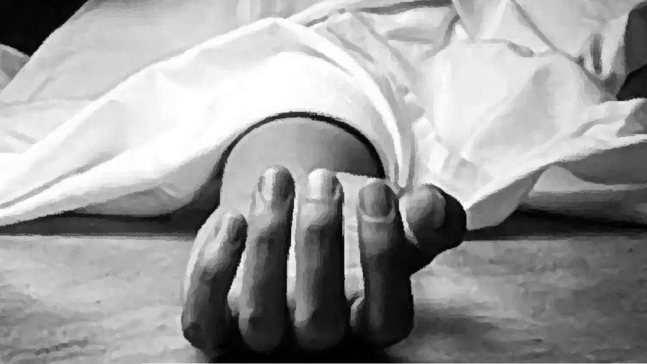 দুর্গাপুরে অজ্ঞাতপরিচয় যুবকের রহস্যমৃত্যুতে ঘনীভূত হচ্ছে খুনের আশঙ্কা!