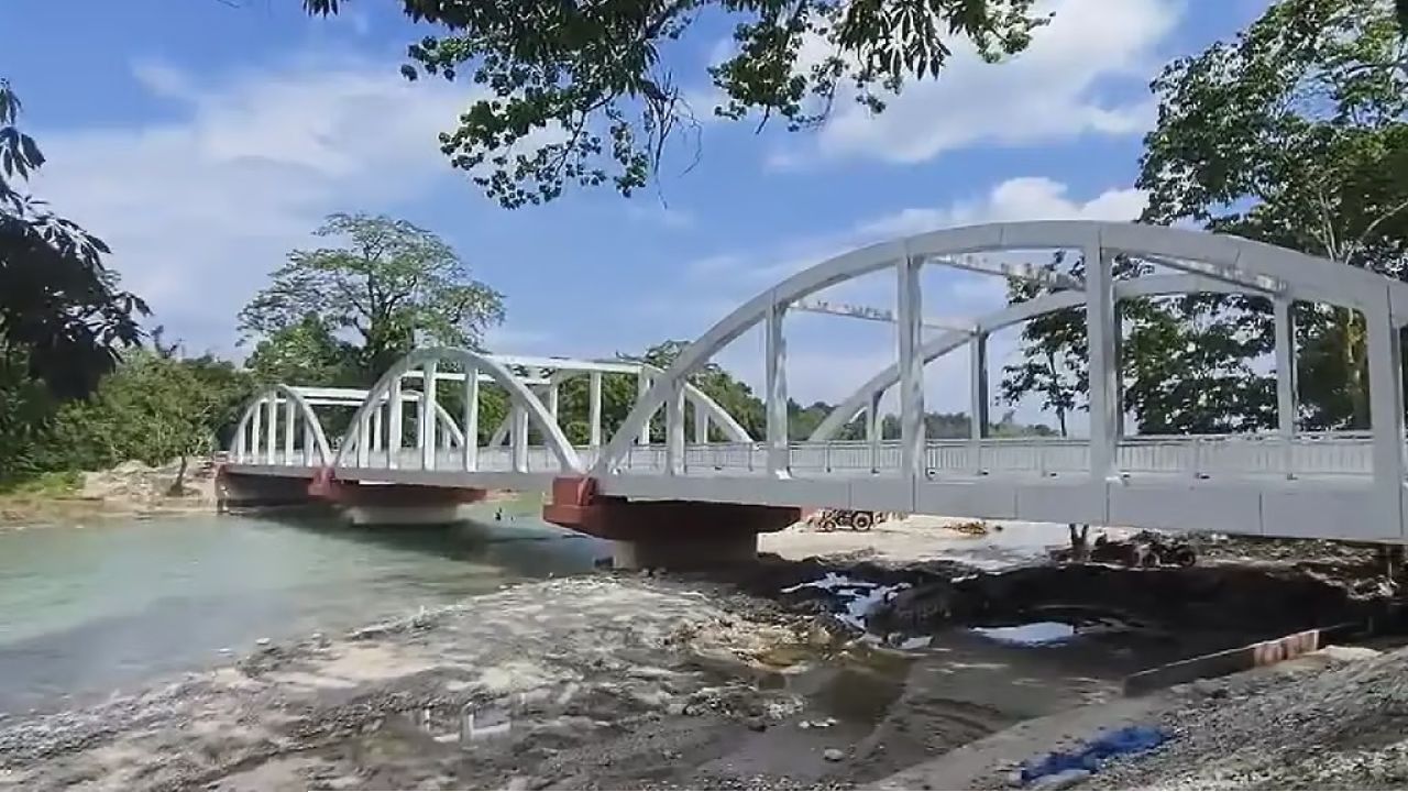 ১৬ কোটি টাকায় তৈরি নতুন ব্রিজে মিলবে ডুয়ার্সের নতুন ভিউ, শীঘ্রই জনসাধারণের জন্য খুলে দেওয়ার প্রস্তুতি 