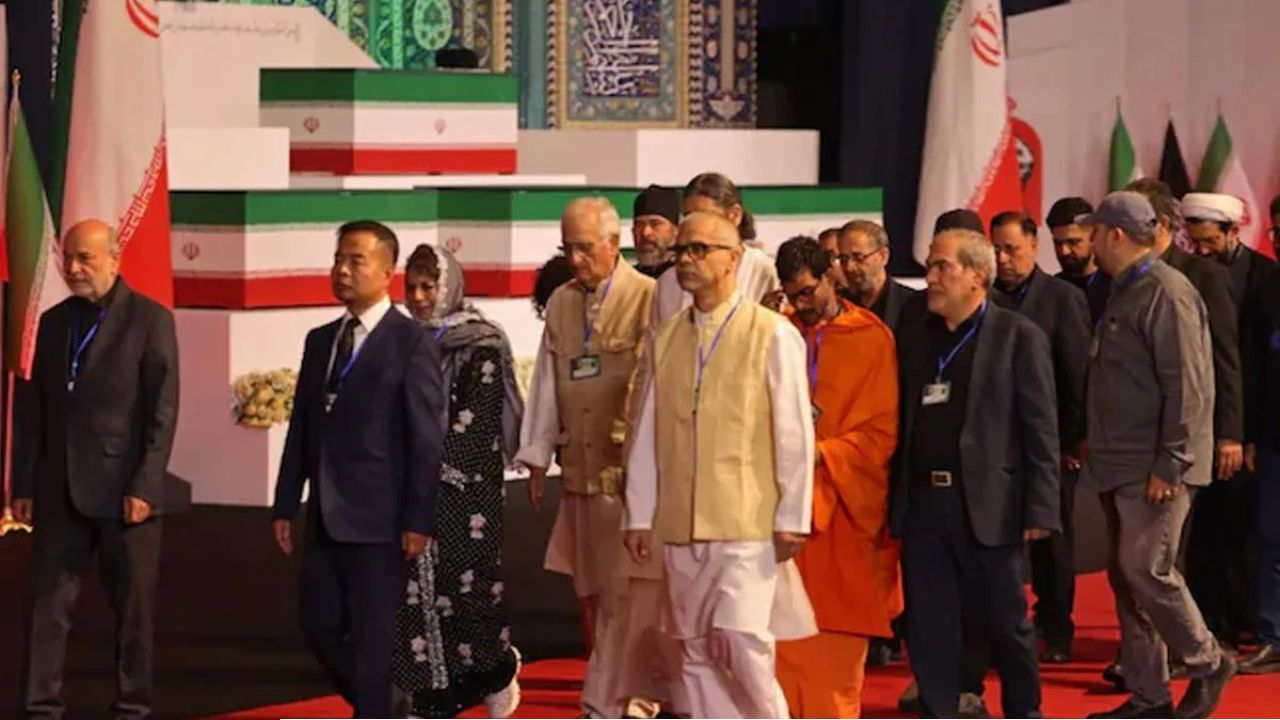 'বন্ধুত্ব ও পারস্পরিক শ্রদ্ধার শক্তিশালী বার্তা', খামেনেইর অন্ত্যেষ্টিতে ভারতীয় প্রতিনিধি দলের উপস্থিতির প্রশংসা ইরানের