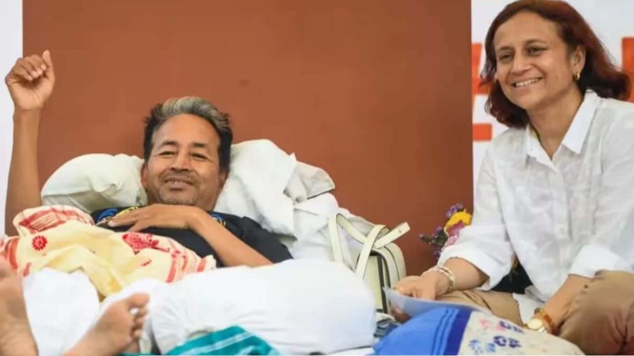 হাসপাতালের বেড থেকেই কেন্দ্রকে সোনম ওয়াংচুকের আলটিমেটাম! অনশন ভাঙতে তিন মোক্ষম শর্ত