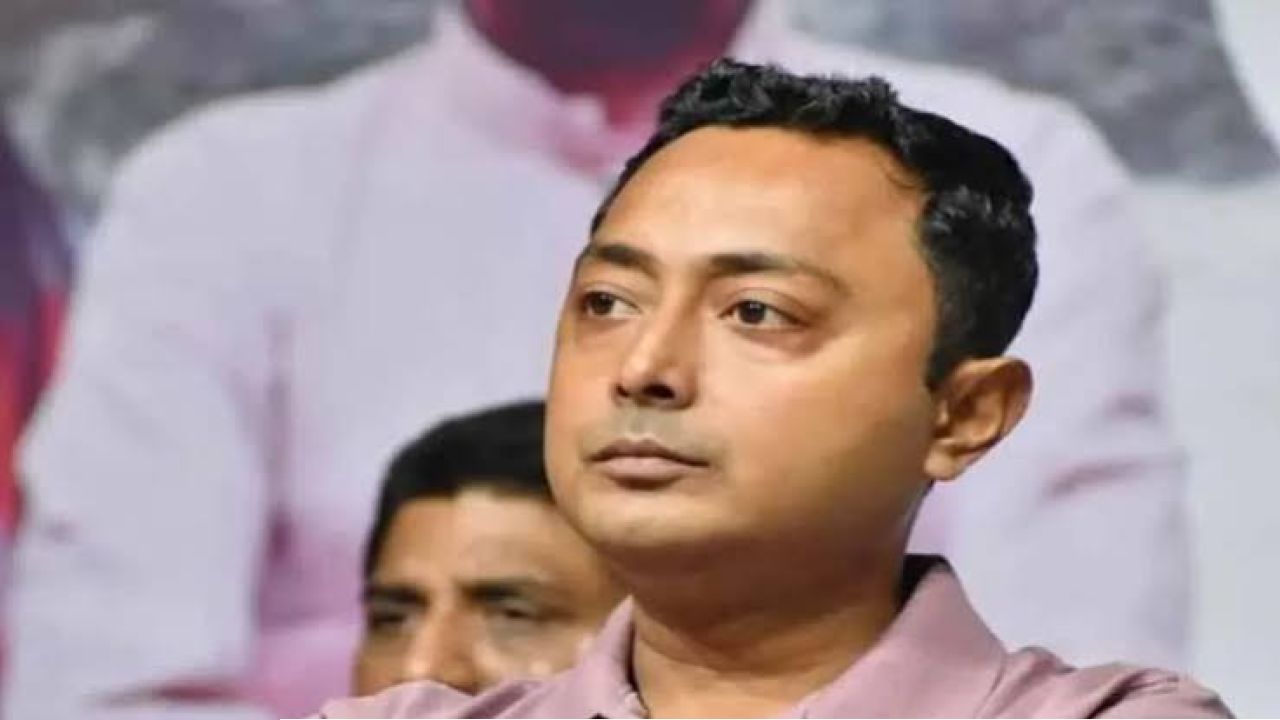 মাত্র ৫ বছরেই ১০০ কোটির সাম্রাজ্য! তৃণমূল নেতার অঢেল সম্পদের খোঁজে এবার ইডি?