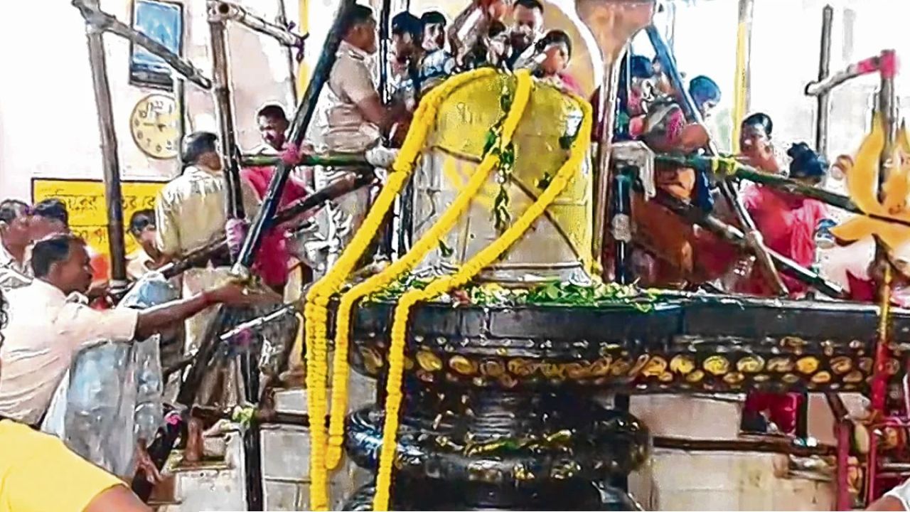 জল্পেশের পর এবার ধর্মীয় পর্যটন সার্কিটে শিবনিবাস! বড় আশ্বাস পর্যটনমন্ত্রীর 