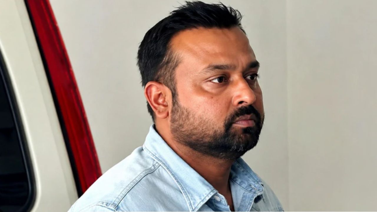 Sumit Roy Arrest : শালবনী জমি-কাণ্ডে গ্রেফতার অভিষেকের পিএ সুমিত রায়!