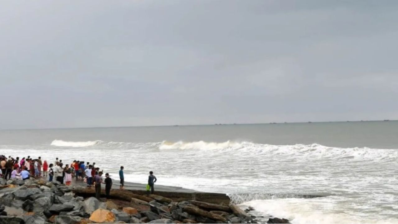  Digha Beach Festival:রেড রোড থেকে দিঘার সমুদ্রসৈকত, নবান্নের মেগা প্ল্যানে পুরো রাজ্যজুড়ে অভূতপূর্ব শারদোৎসব!