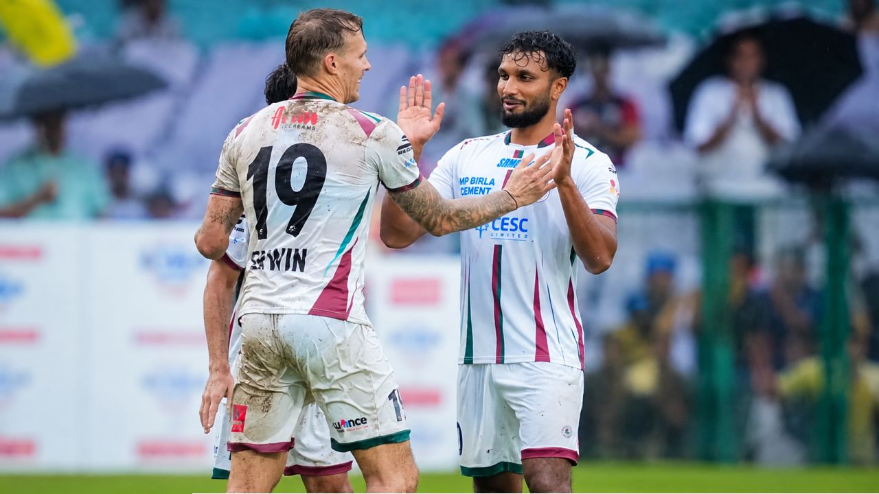 Mohun Bagan: লিগের ট্রফি পাওয়ার দিনেই শিল্ডেও পাওয়ার প্যাক্ট মোহনবাগান! ছাংতের হ্যাটট্রিকে কব্জায় দাক্ষিণাত্য
