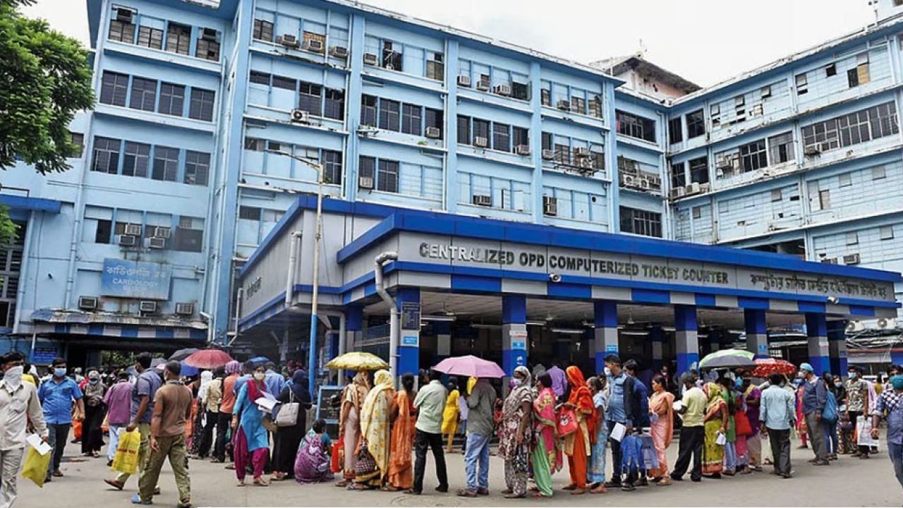 SSKM Hospital: এসএসকেএমে ফের সক্রিয় দালালচক্র! ওপিডির ভুয়ো অনলাইন টিকিট বিক্রি করে প্রতারণা, পুলিশের জালে ৩