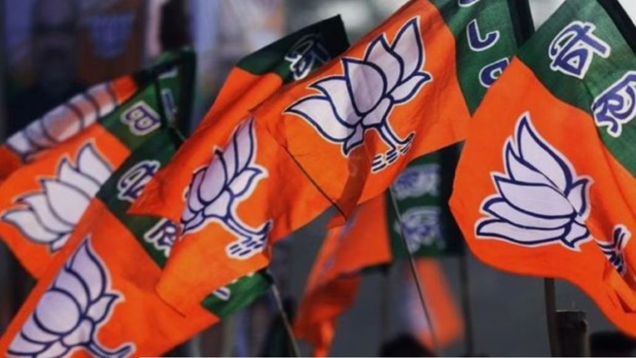  BJP Bengal: পুরভোটের আগেই বিজেপিতে বিশাল রদবদল, শমীক-শুভেন্দুর ঘনিষ্ঠ নেতাকে দেওয়া হল বড় দায়িত্ব!