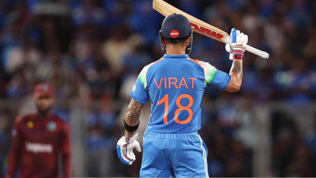 Virat Kohli : বিশ্বকাপের আগেই সচিনকে টপকে ১৫ হাজারি মাস্টারক্লাসে কিং কোহলি 