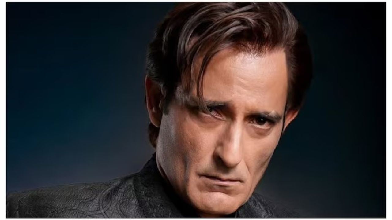 Akshaye Khanna : মুম্বইয়ের অভিজাত এলাকায় অক্ষয়ের নতুন ফ্ল্যাট! কী কী থাকছে এই ঠিকানায়?