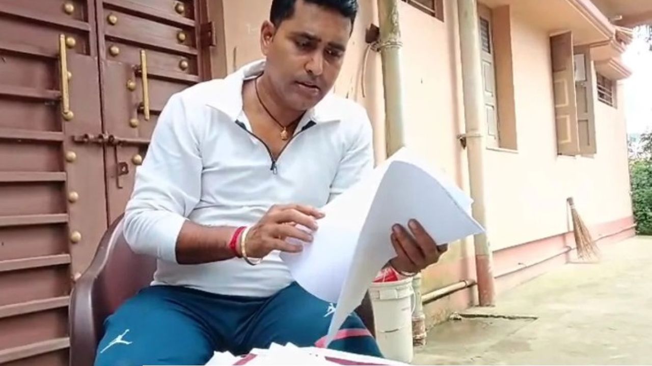  না এল ওটিপি, না বাজল ফোন! নিমেষের মধ্যে অ্যাকাউন্ট থেকে গায়েব সাড়ে ৮ লক্ষ টাকা,মাথায় হাত ব্যবসায়ীর