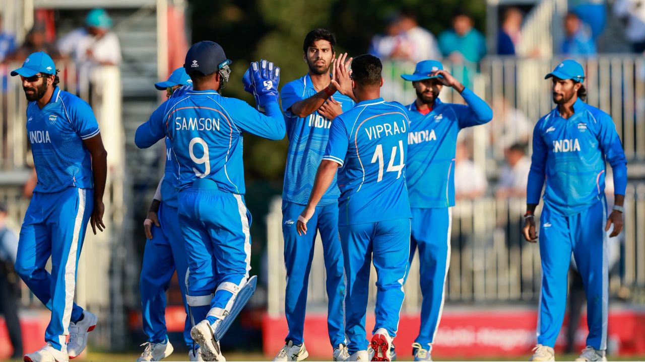 India Vs Pakistan: তিলক-অভিষেকের তাণ্ডবের পর বোলারদের দাপট, পাকিস্তানকে ১৯ রানে হারিয়ে এশিয়াডে সোনা ভারতের
