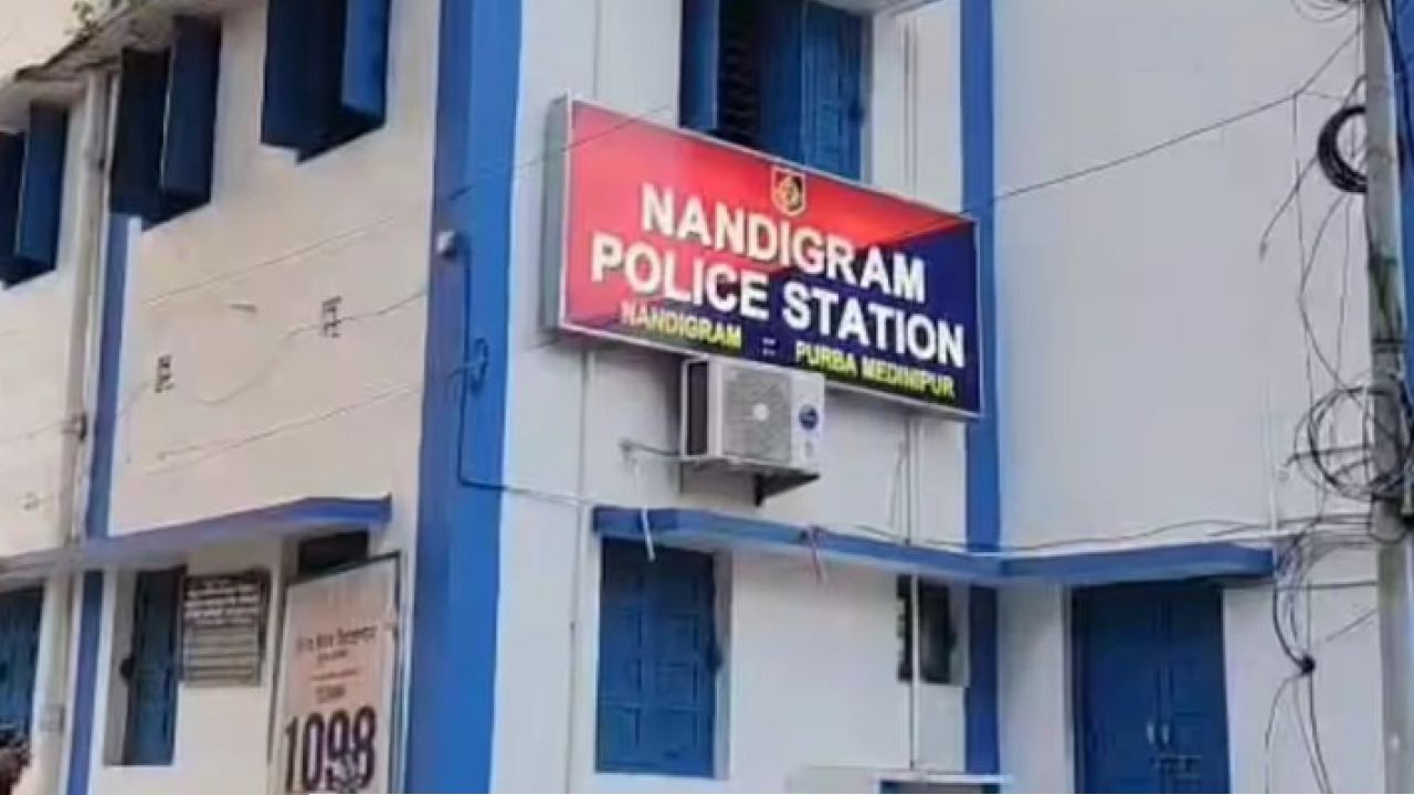 Nandigram Bypoll: ভোটের কয়েক ঘণ্টা আগে নন্দীগ্রামে বিরাট চমক! সরিয়ে দেওয়া হলো আইসি-কে, দায়িত্বে নতুন কে?