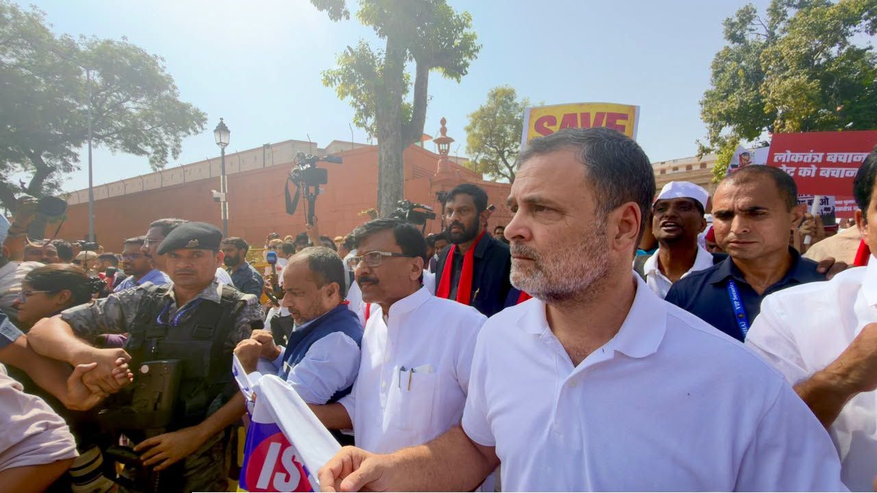 Rahul Gandhi protest: জ্ঞানেশকে উৎখাত করতে তৈরি পরিকল্পনা! কতটা অলআউট যাবেন রাহুল?