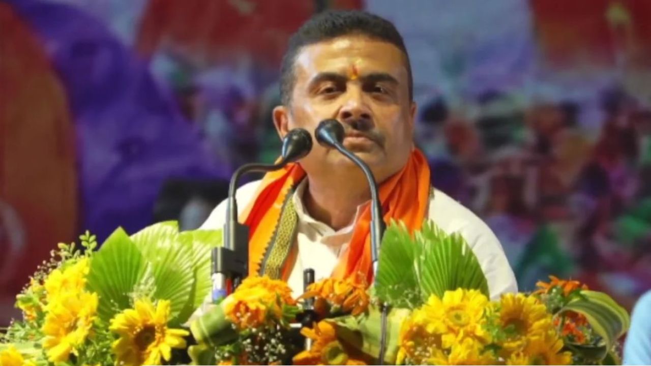 Suvendu Adhikari: পুজো উদ্বোধনের মাঝেই আচমকা দিল্লি ছুট মুখ্যমন্ত্রীর! কোন বড় রাজনৈতিক চাল চালছেন শুভেন্দু?