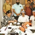 ‘চিকিৎসা করবে কে?’ বেহালার বিদ্যাসাগর হাসপাতালে গিয়ে চরম ক্ষুব্ধ ডাক্তার-বিধায়ক, রাতেই আরজি করে স্বাস্থ্যসচিব